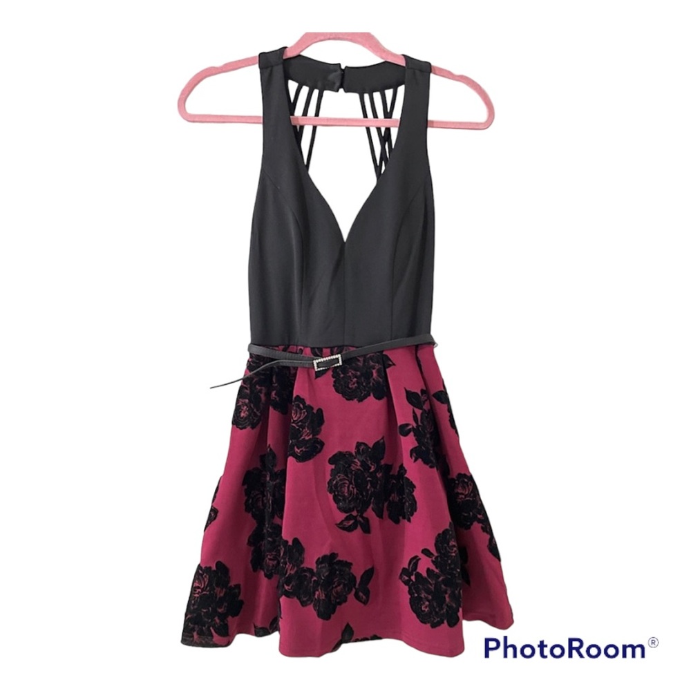Star Vixen Floral Dress
